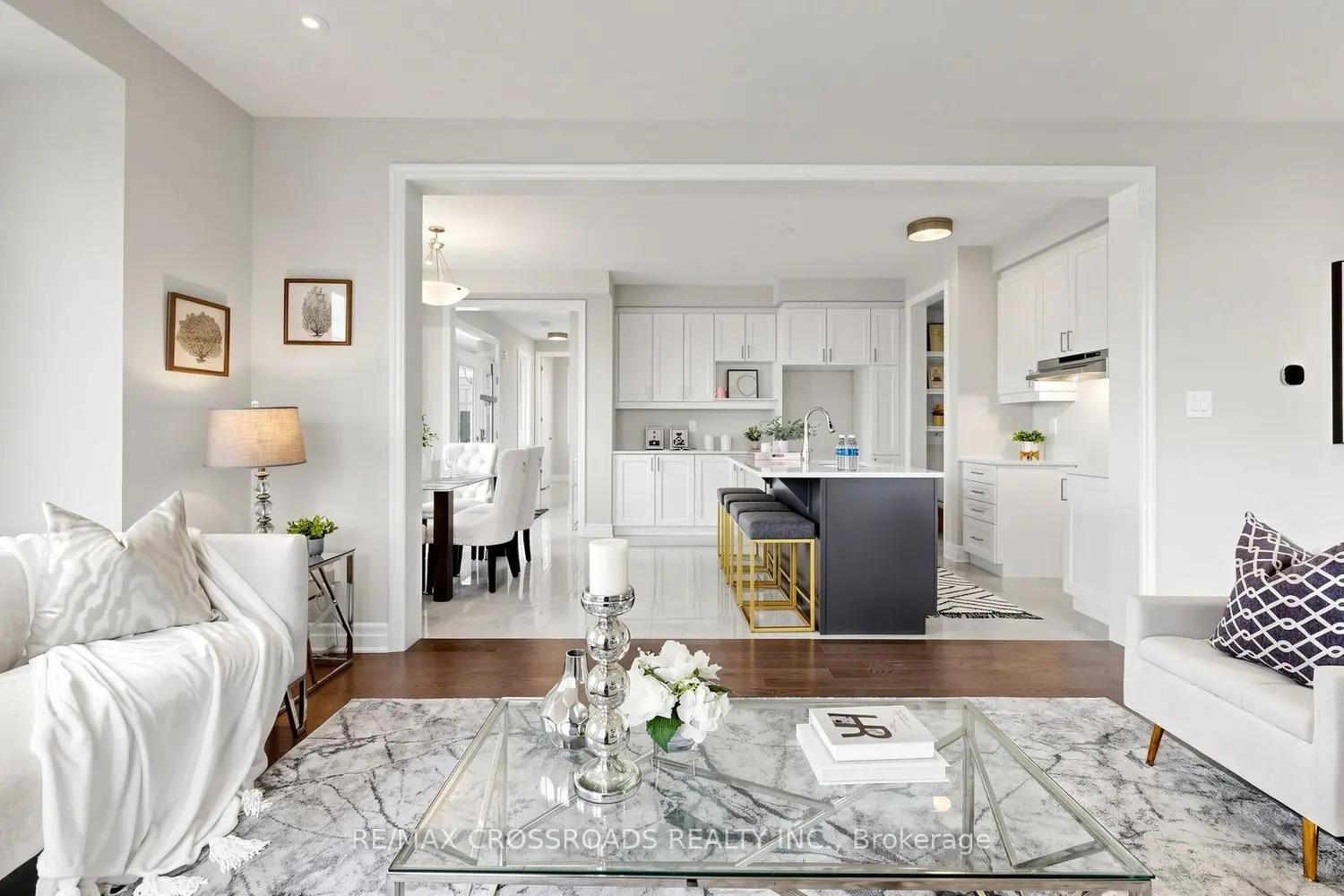 347 Berczy Green Drive photo 4