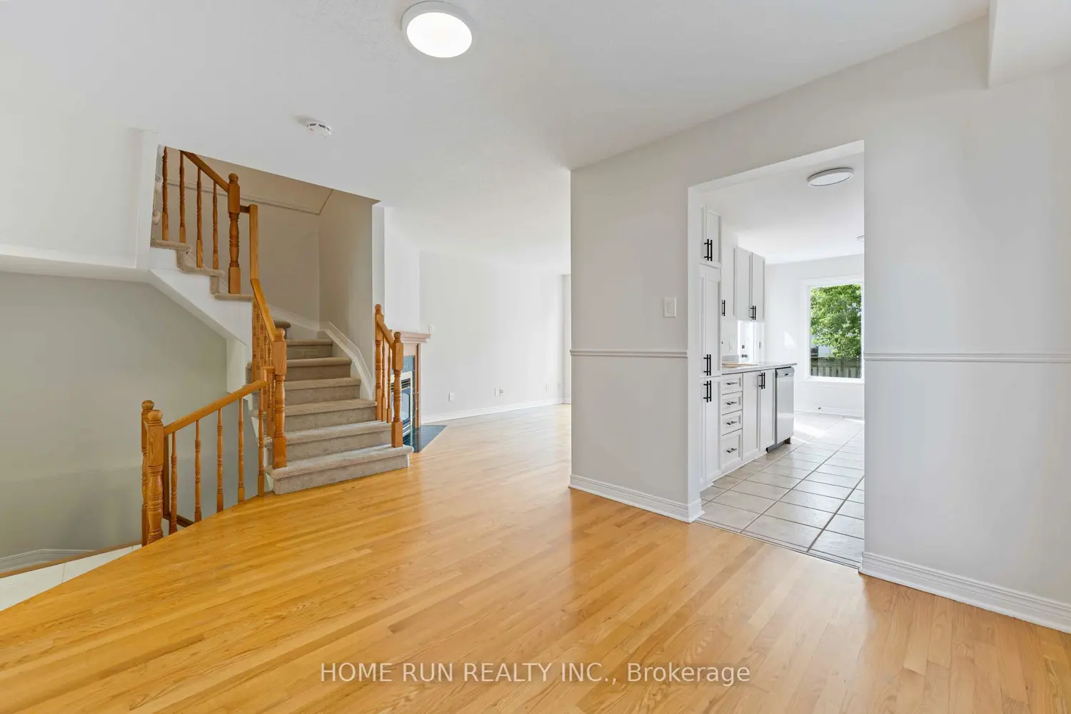 20 Redding Way photo 4