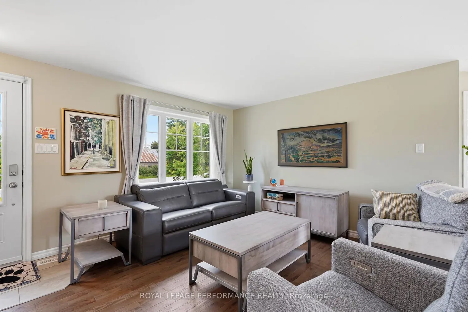2383 Bay Road photo 2