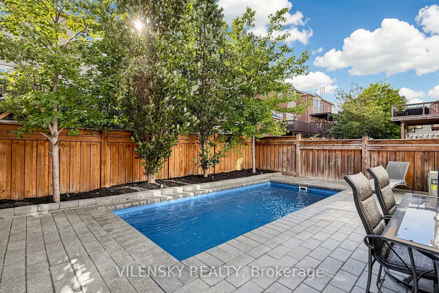 294 Ilan Ramon Boulevard photo 2
