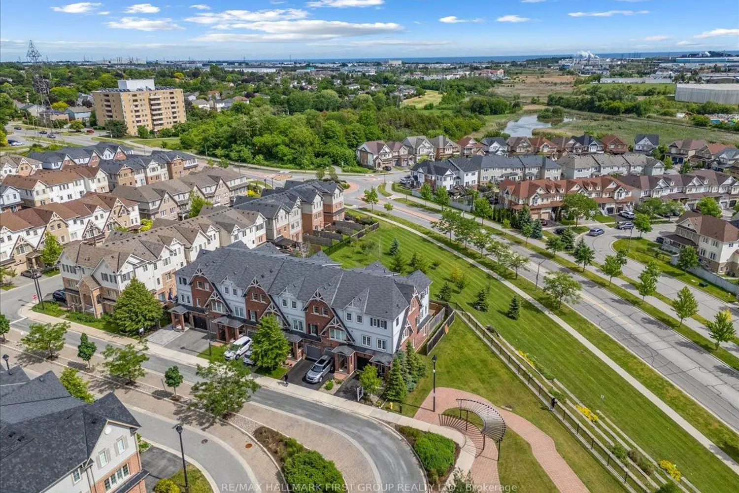 90 Magpie Way photo 4