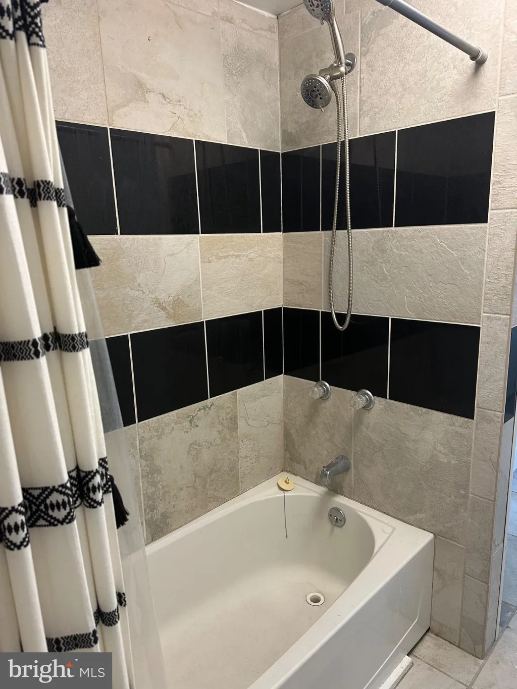 1359 Main Apt D4 St, Woodside, DE 19980