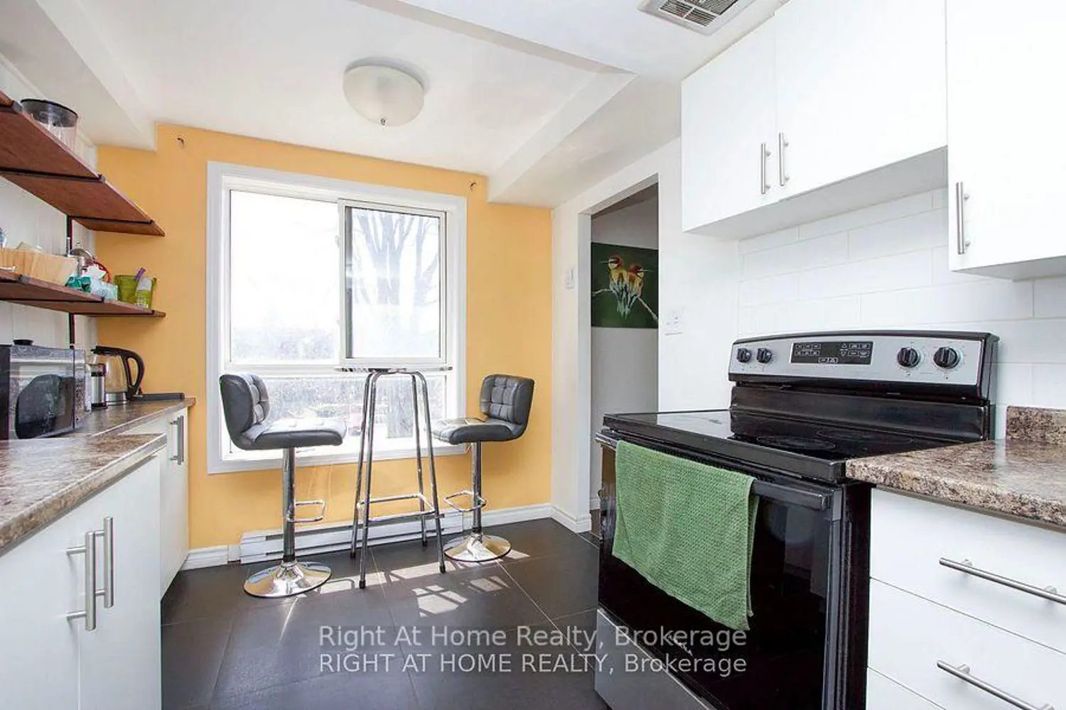 53 Taunton Road 79 photo 3