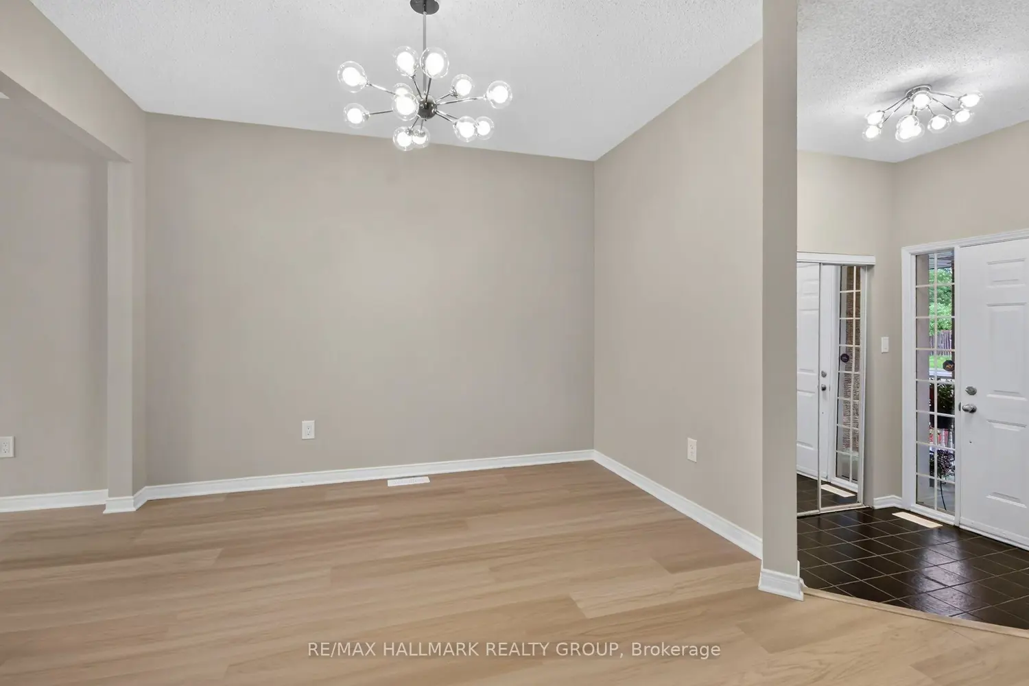 66 Woodgate Way photo 4