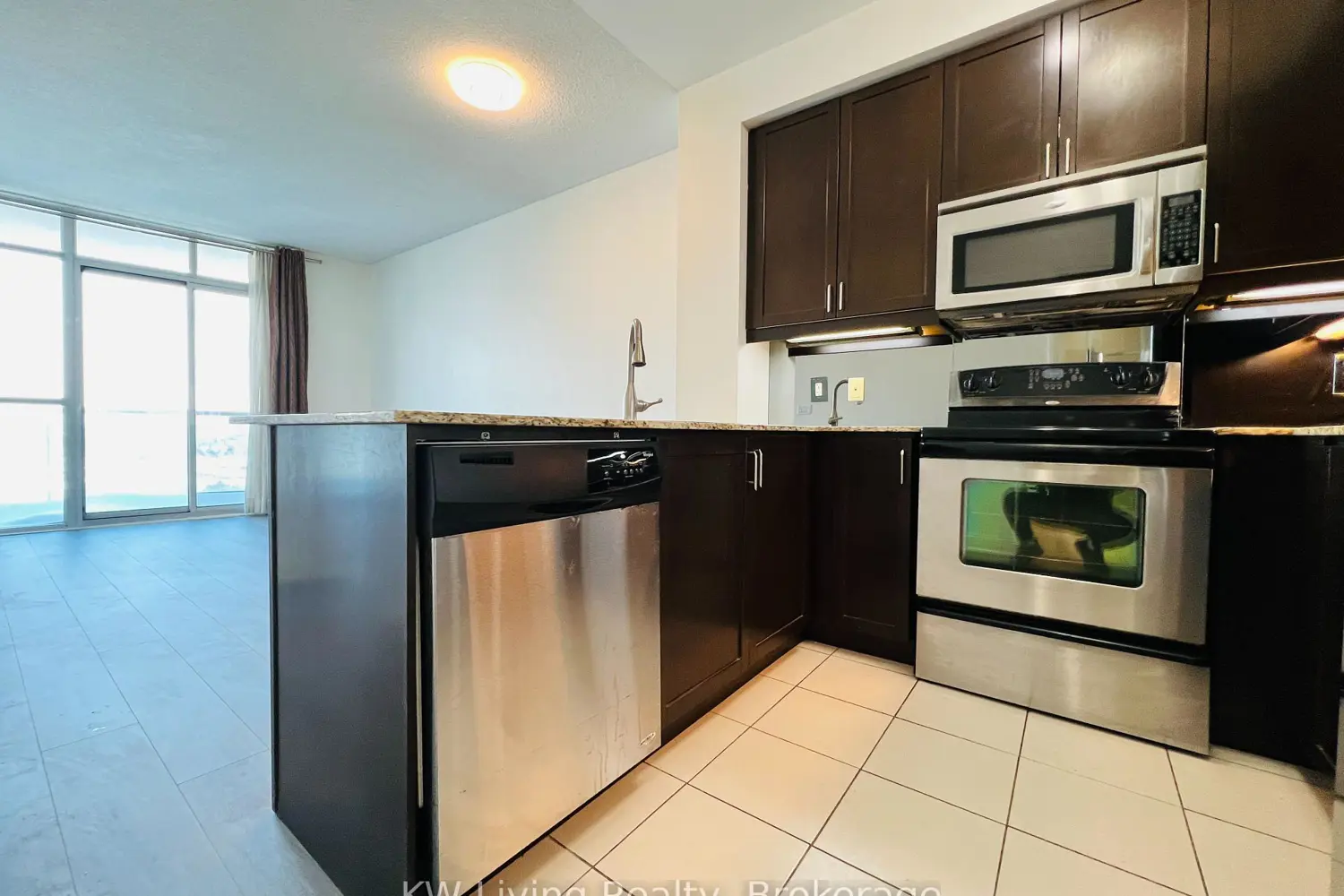 80 Absolute Avenue 1201 photo 5