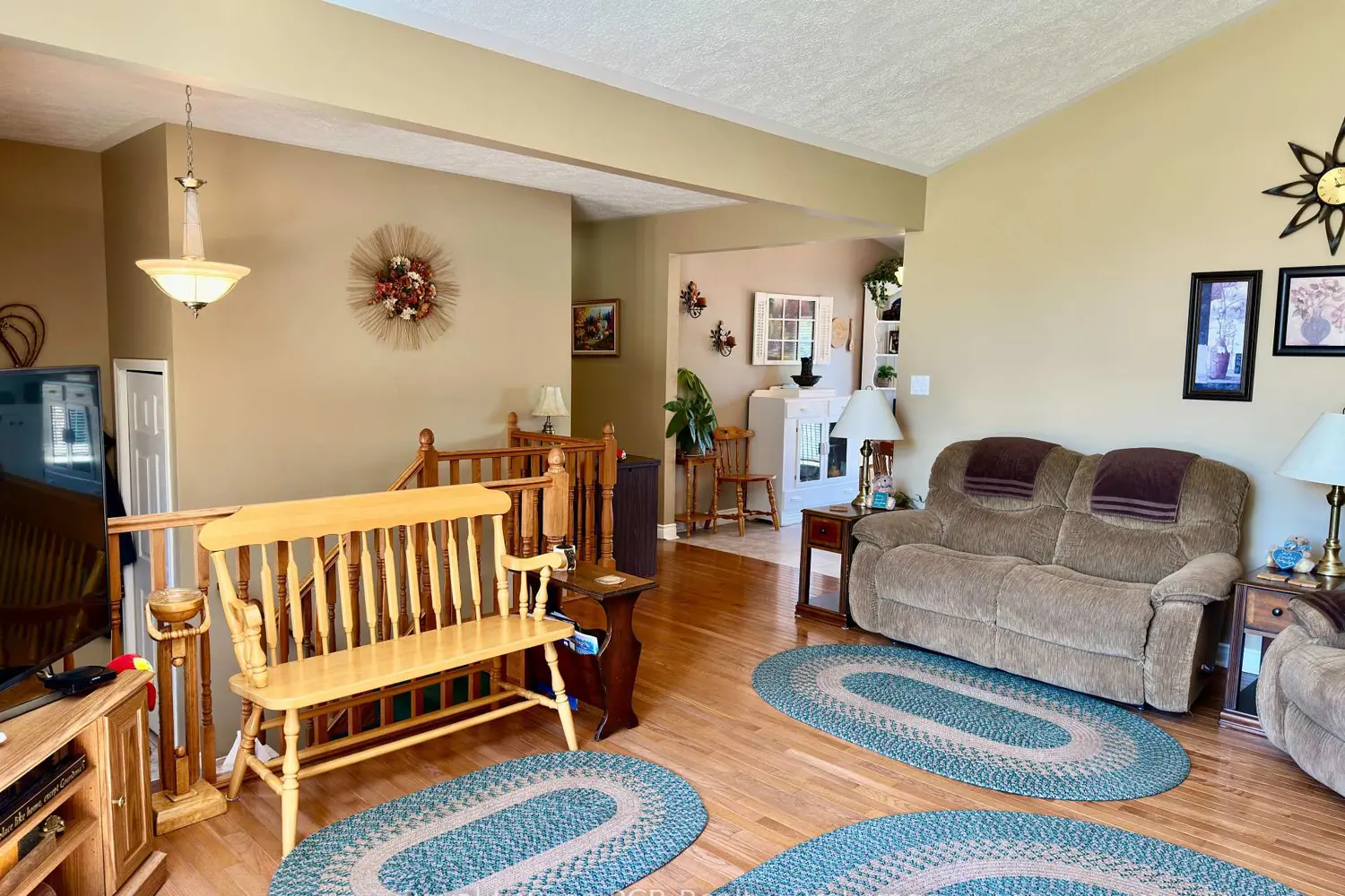 238 4Th Street Crescent photo 5