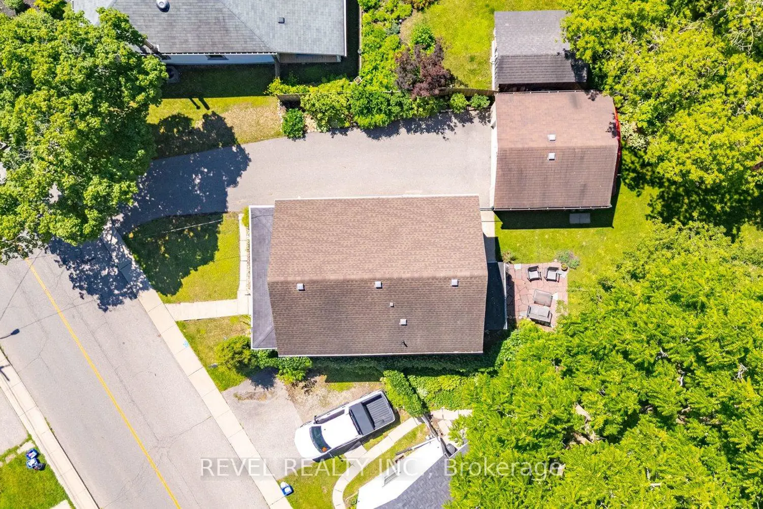 73 Grand River Street photo 2