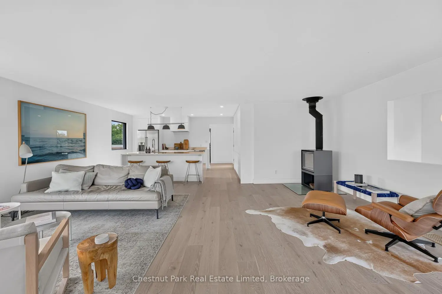 745 Crowes Road photo 5