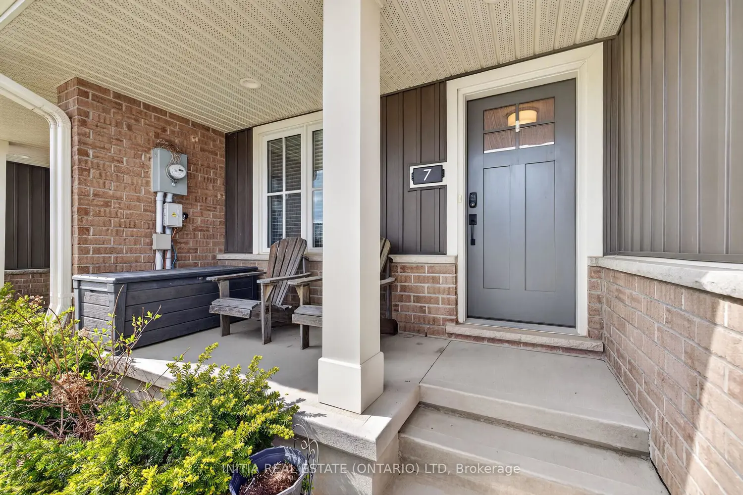 7 Cortland Terrace photo 3