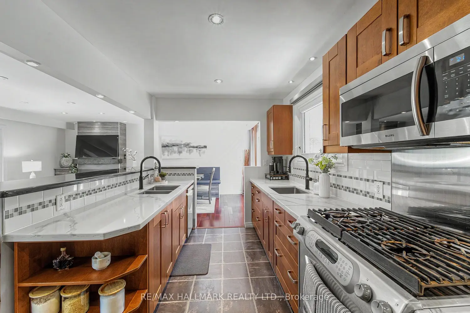78 Charlottetown Boulevard photo 2