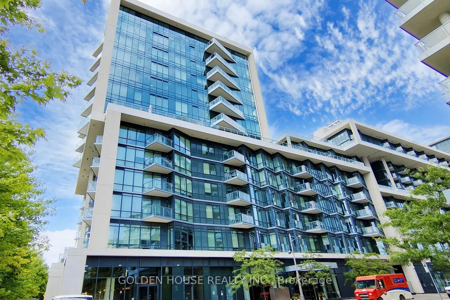 55 Merchants Wharf 211