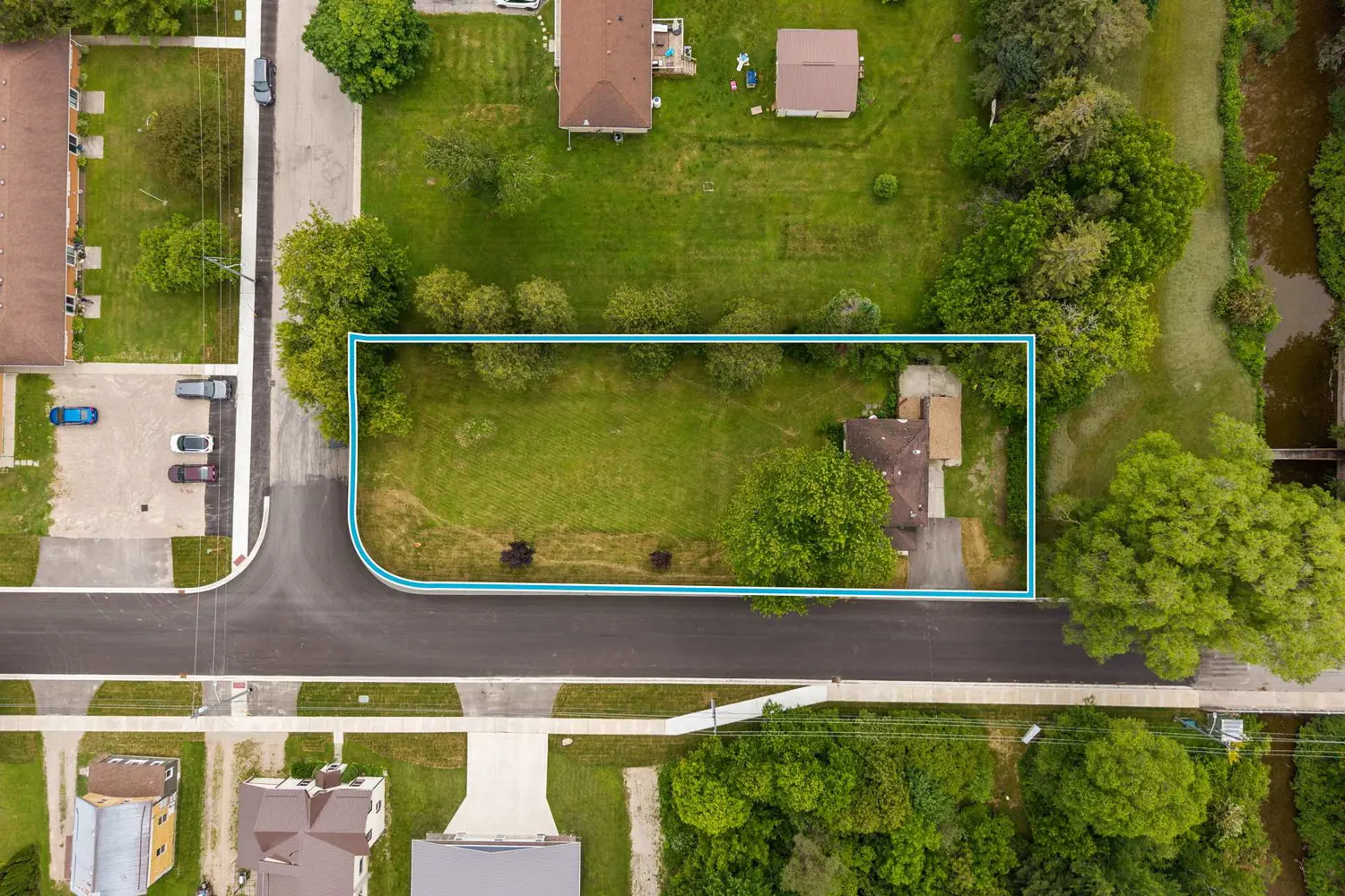 604 Gough Street photo 2
