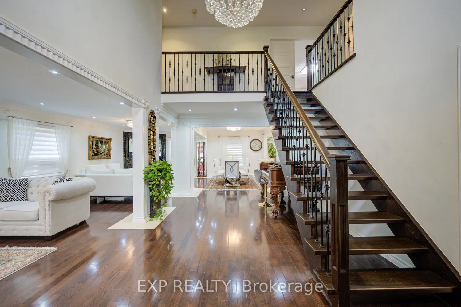 59 Yorkland Street photo 2