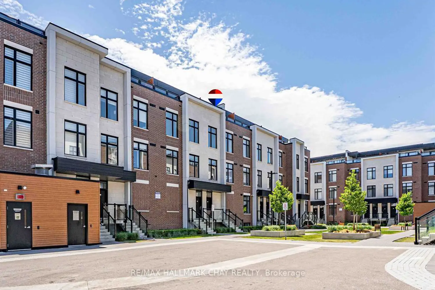 9570 Islington Avenue 227 photo 2