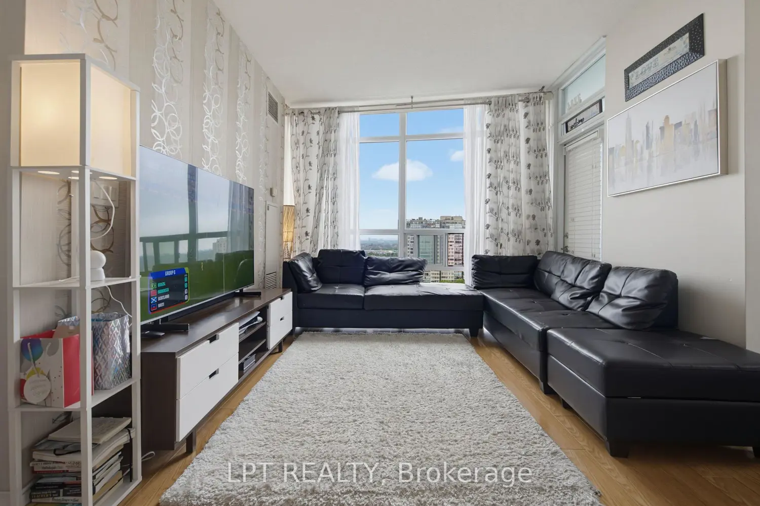 80 Absolute Avenue 1303 photo 5