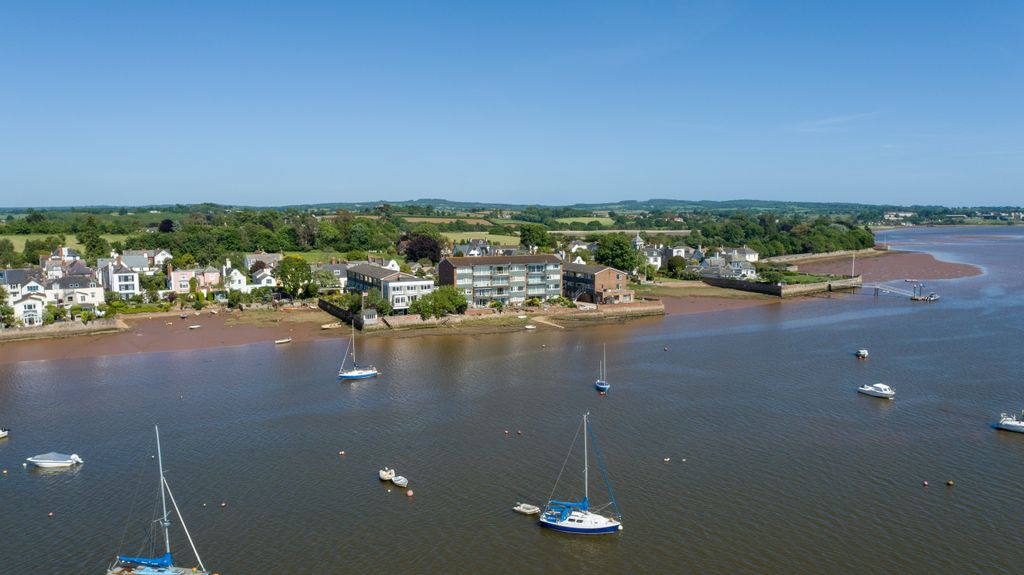3 bed flat for saleStrand Court, Topsham, Exeter EX3