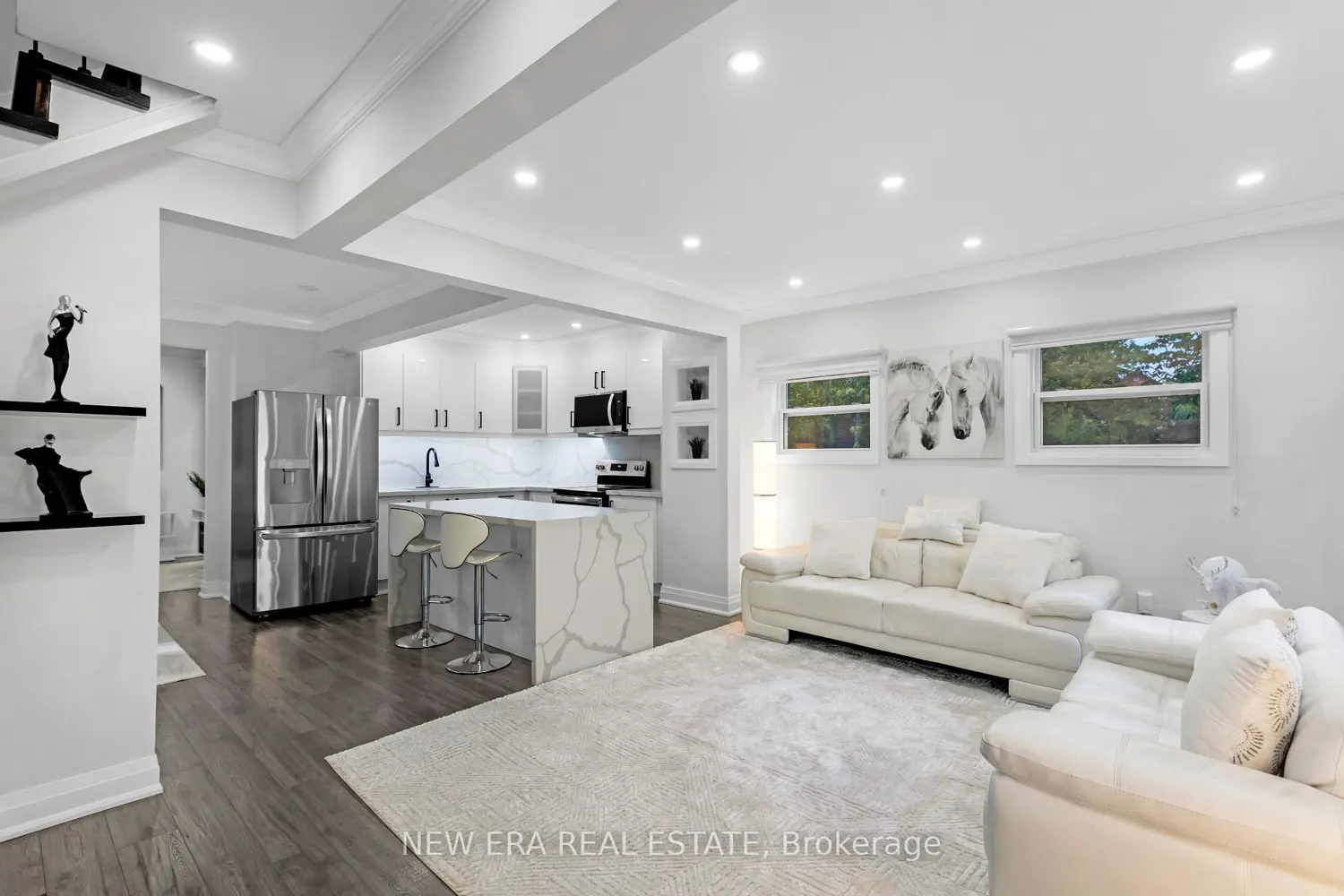 11 Albert Street photo 5