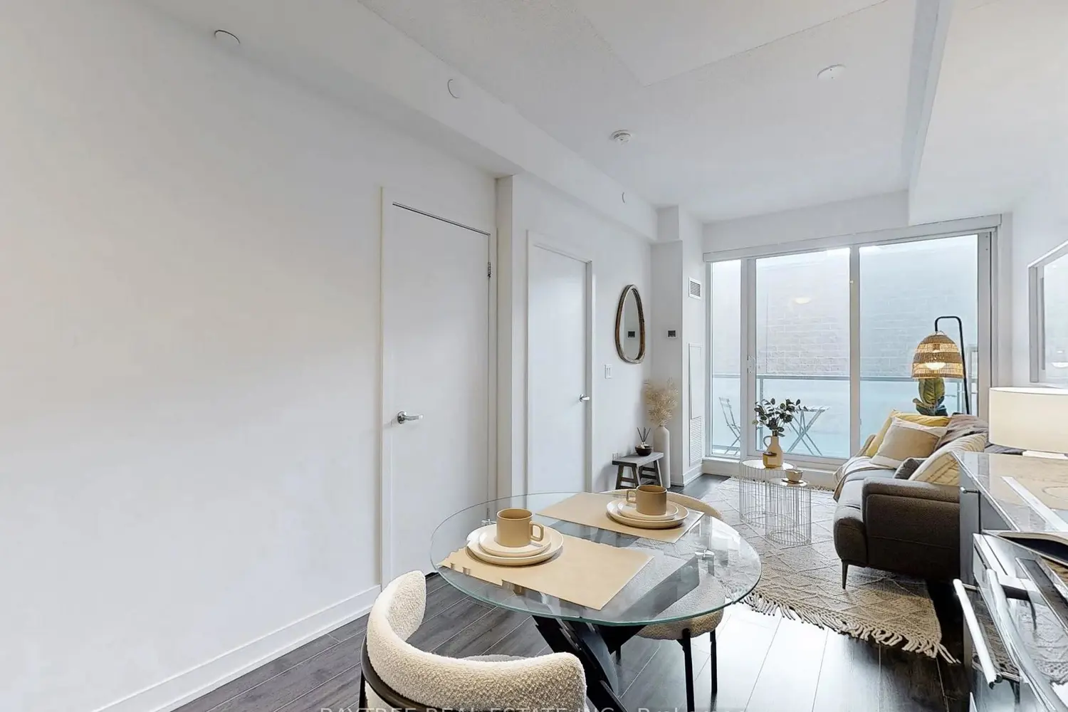 18 Rean Drive 224
