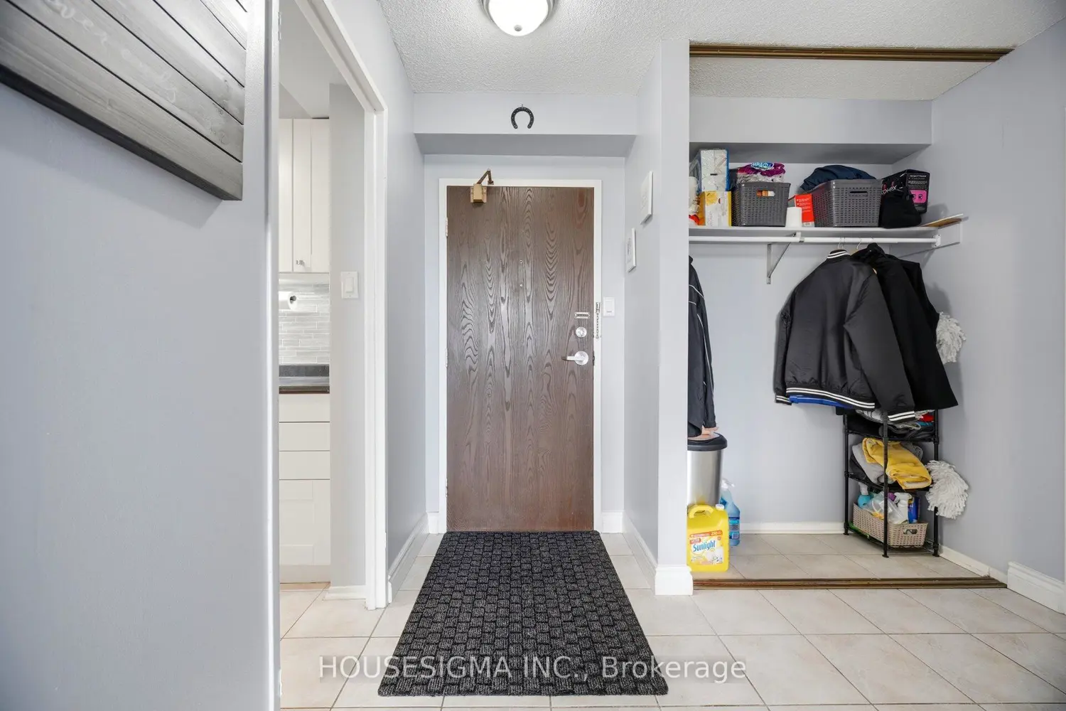 2929 Aquitaine Avenue 408 photo 2