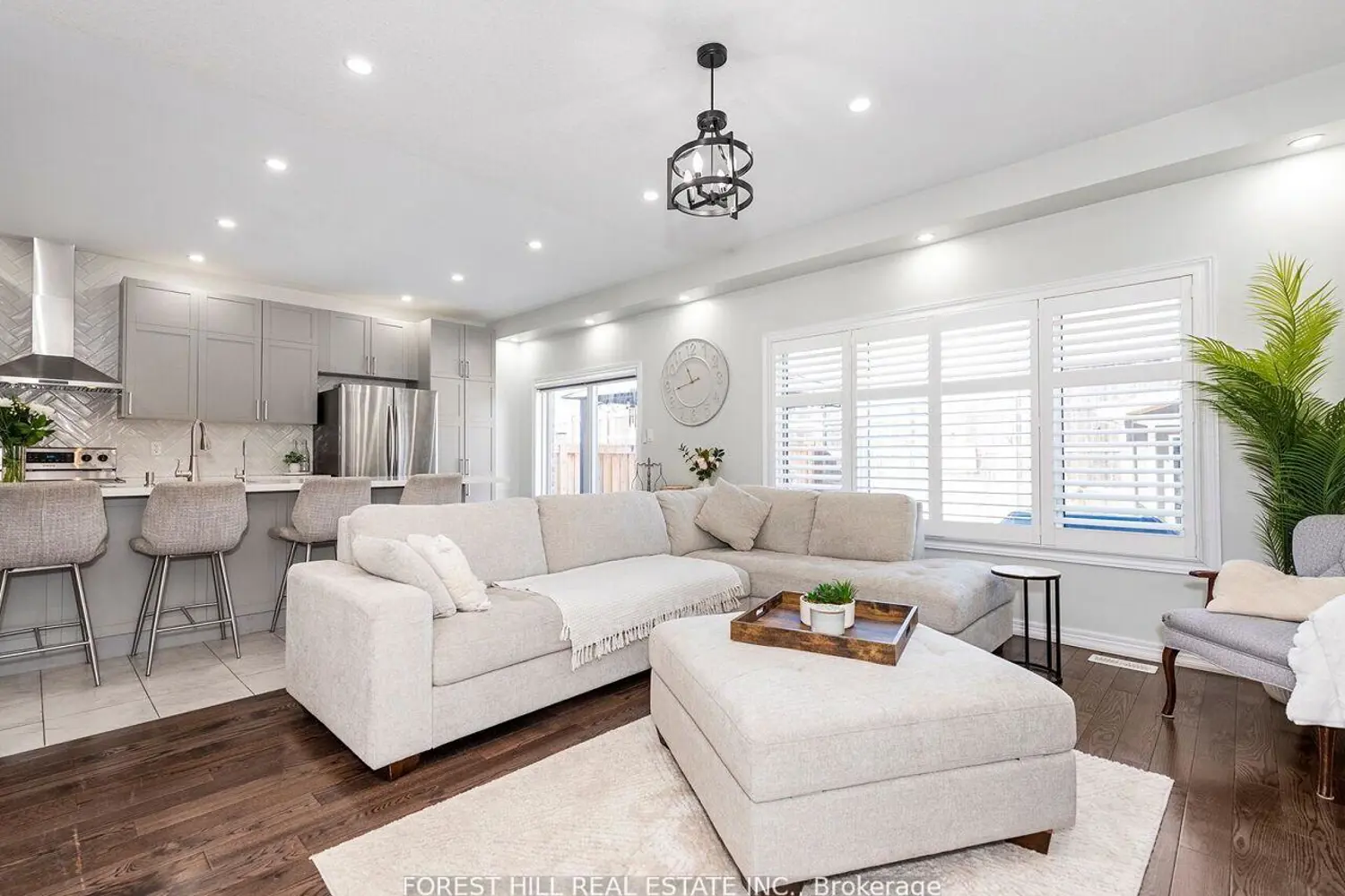 488 Linden Drive photo 5