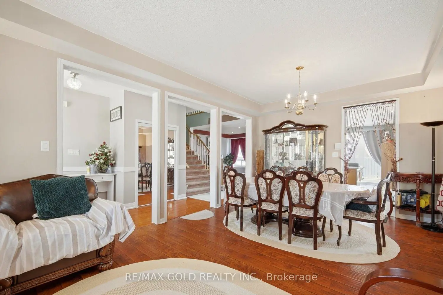 28 Latania Boulevard photo 3