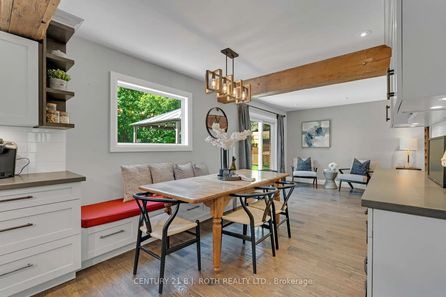 16 Spence Avenue photo 3