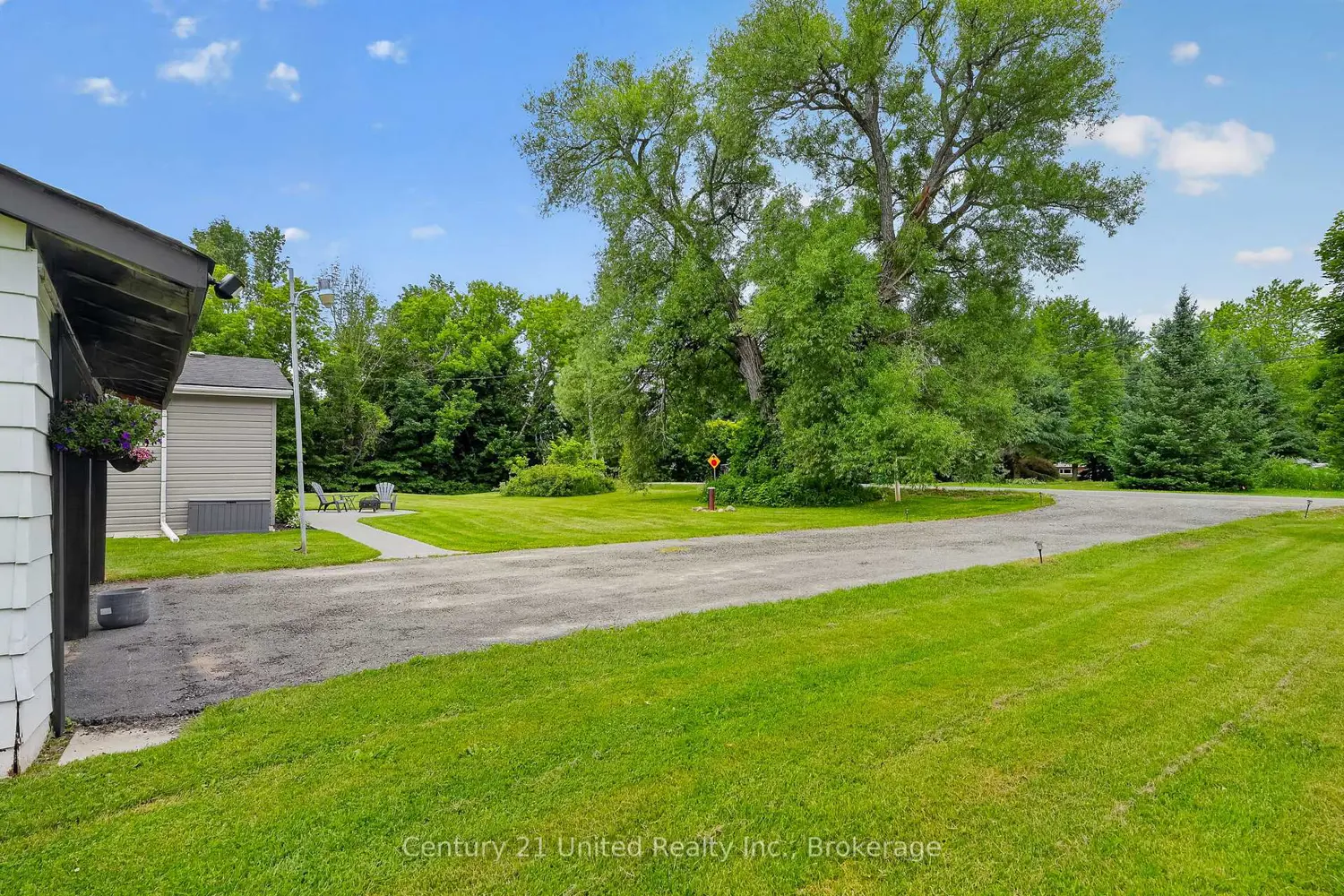 145 Noonan Road photo 4