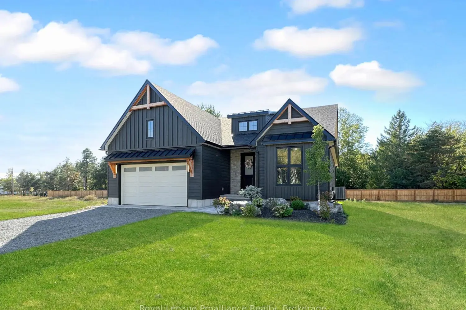 37 Deerview Drive photo 2