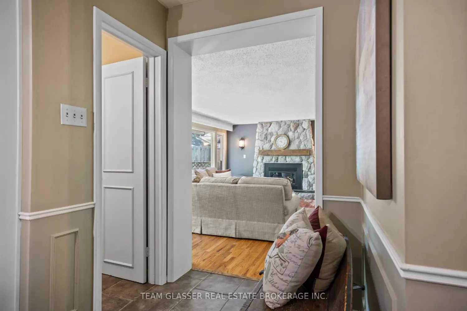20 Parkview Drive photo 3