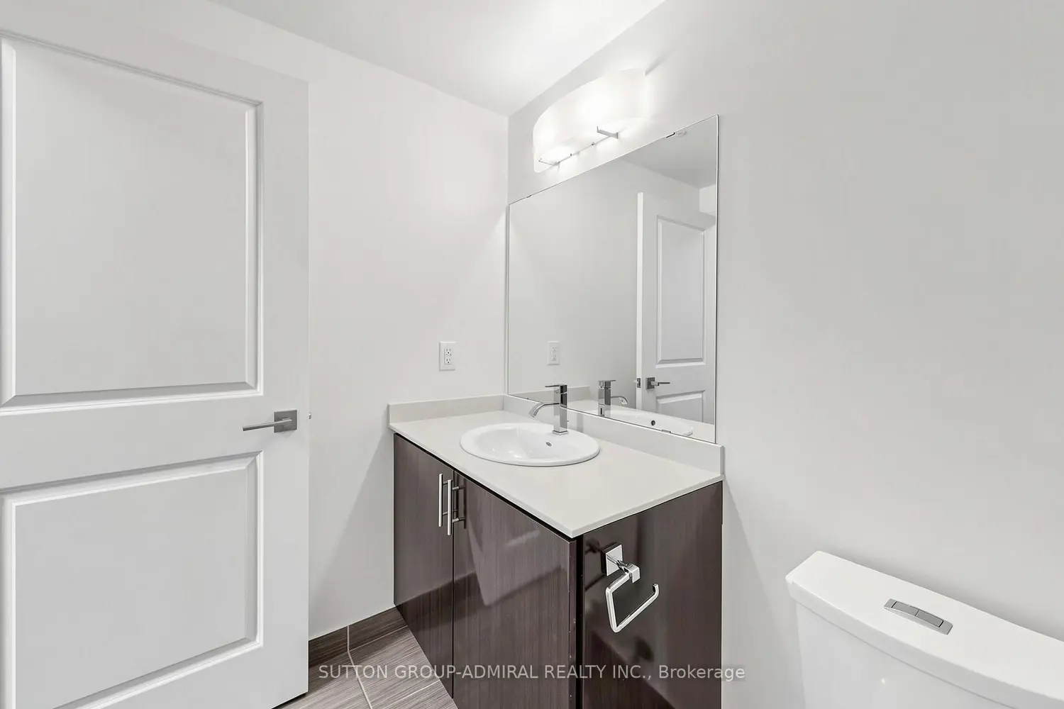 7171 Yonge Street 2703 photo 5