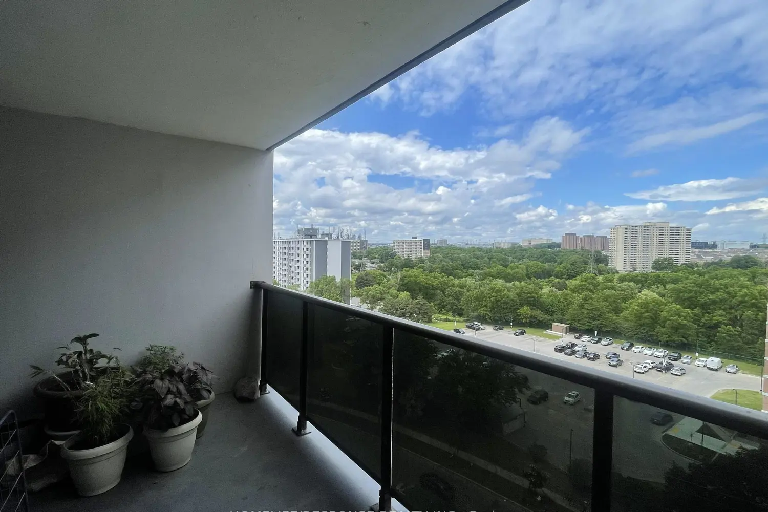 10 Tobermory Drive 1203 photo 2