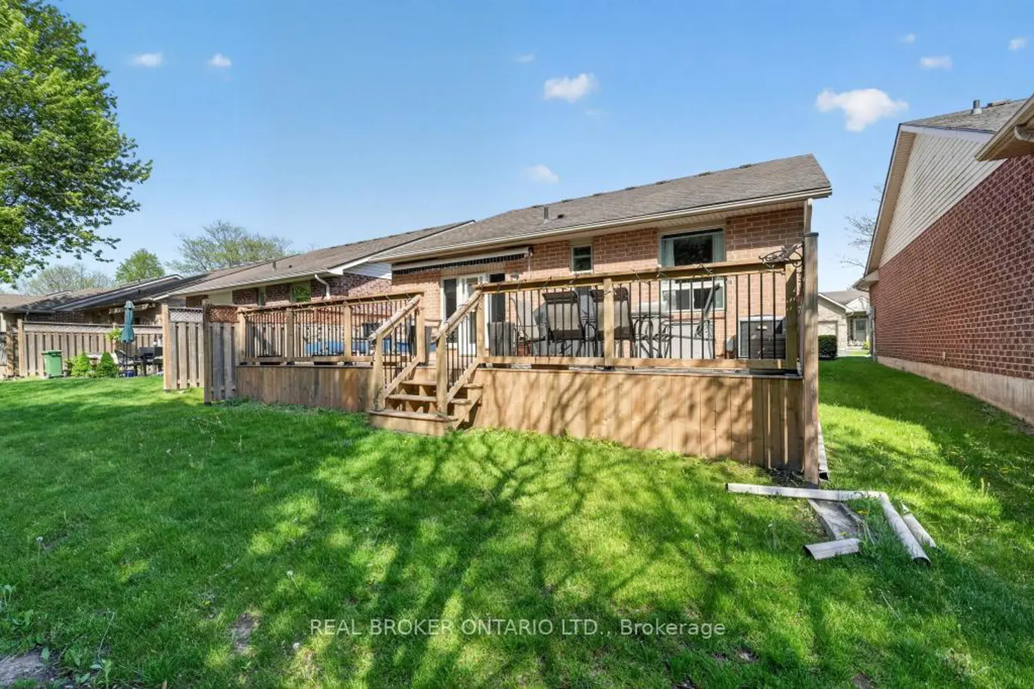 110 Greentrail Drive photo 3