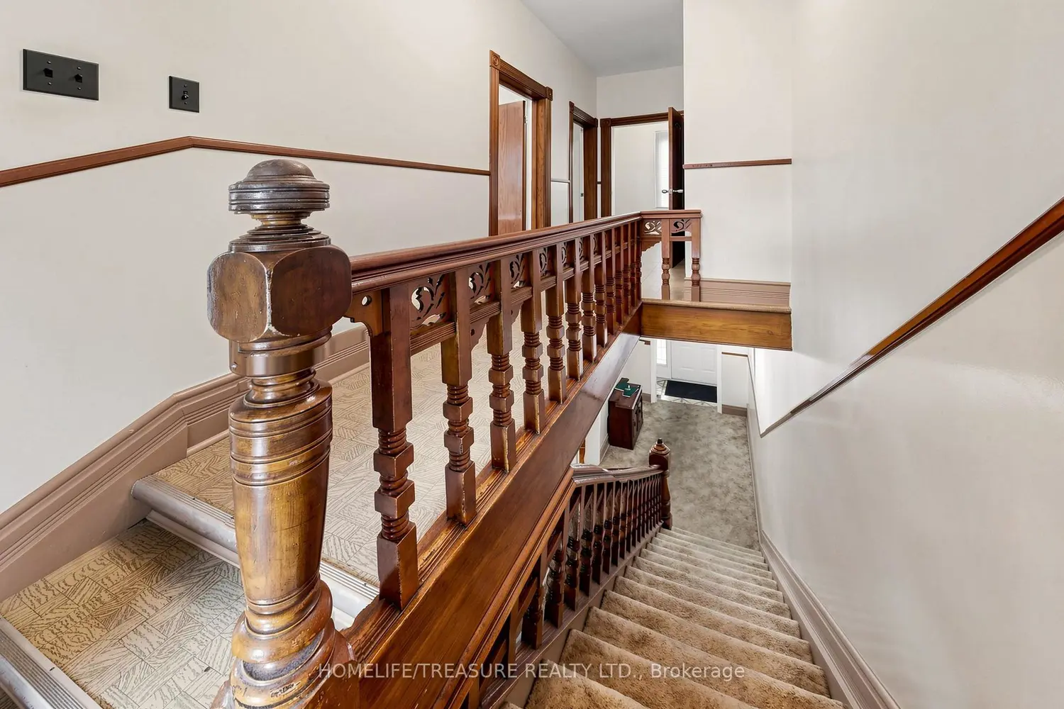123 Robert Street photo 3