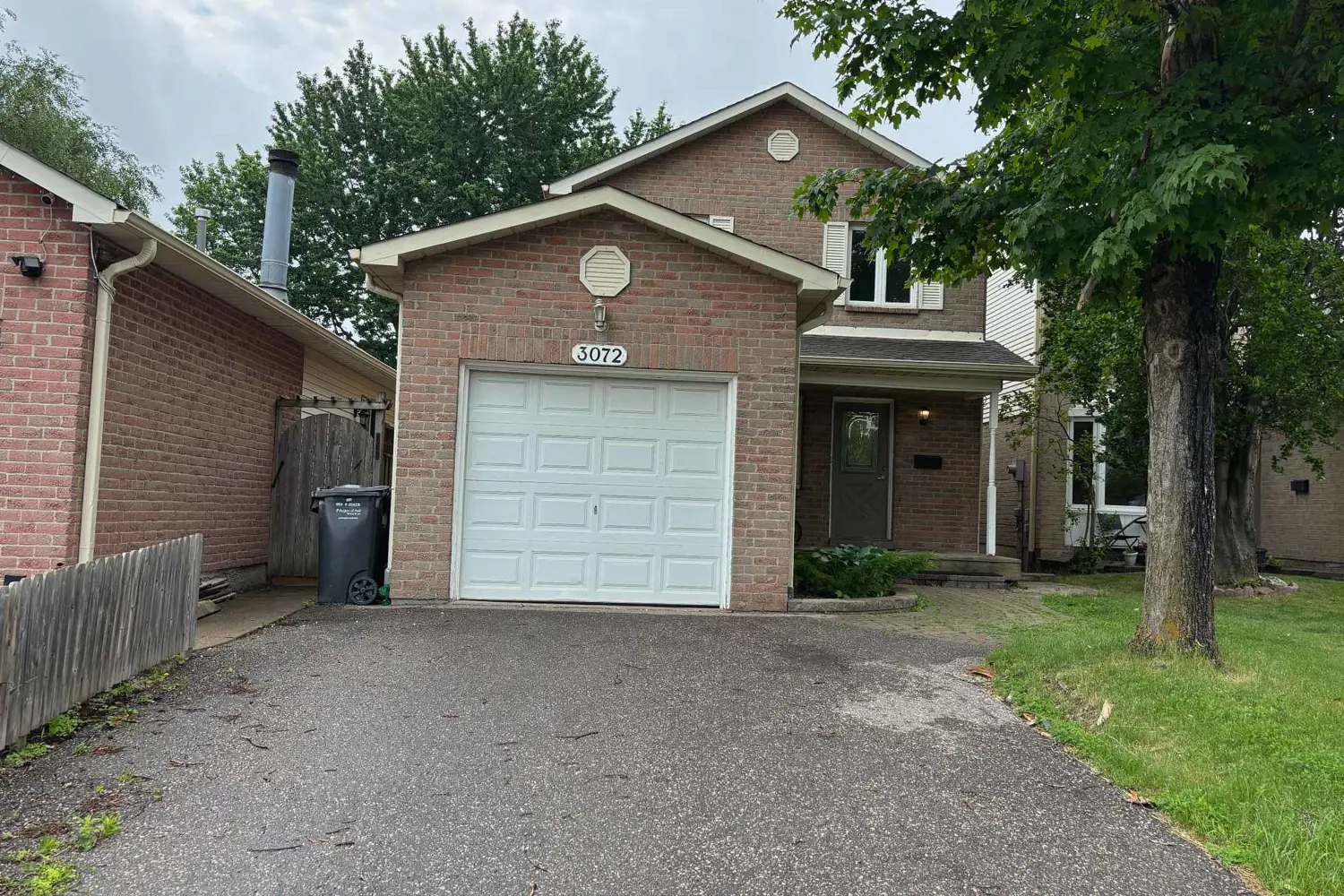 3072 Patrick Crescent