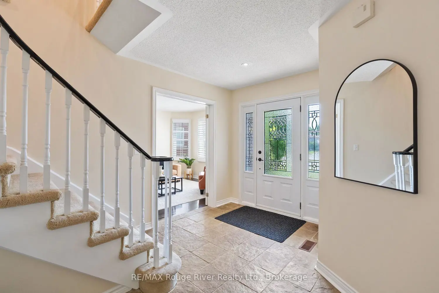 60 Weller Court photo 3