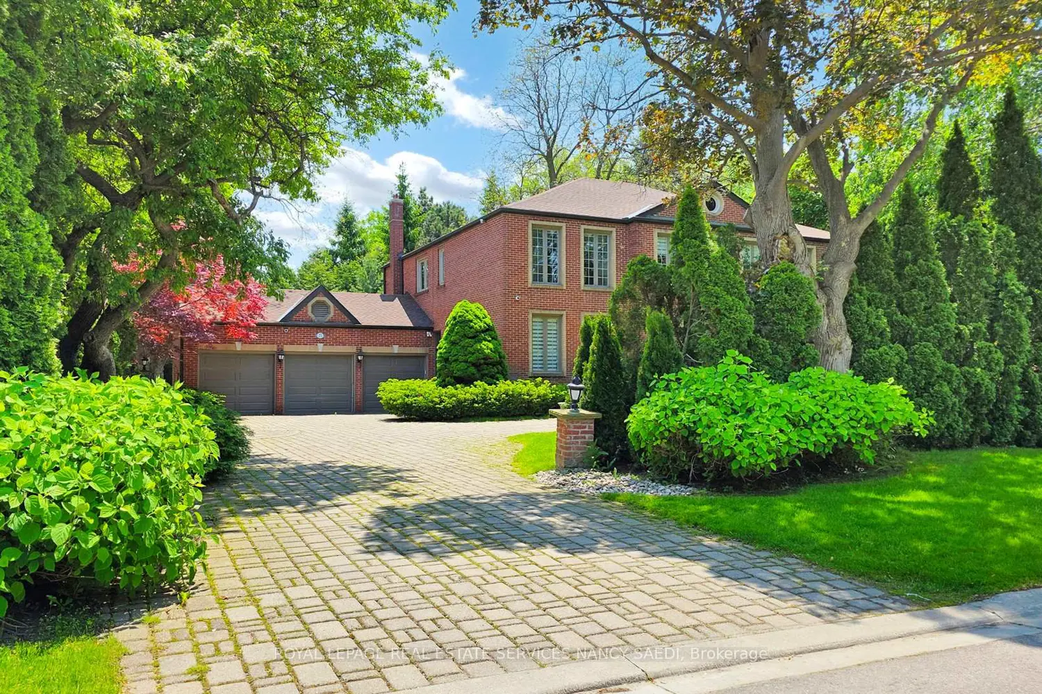 21 Forest Heights Boulevard photo 4