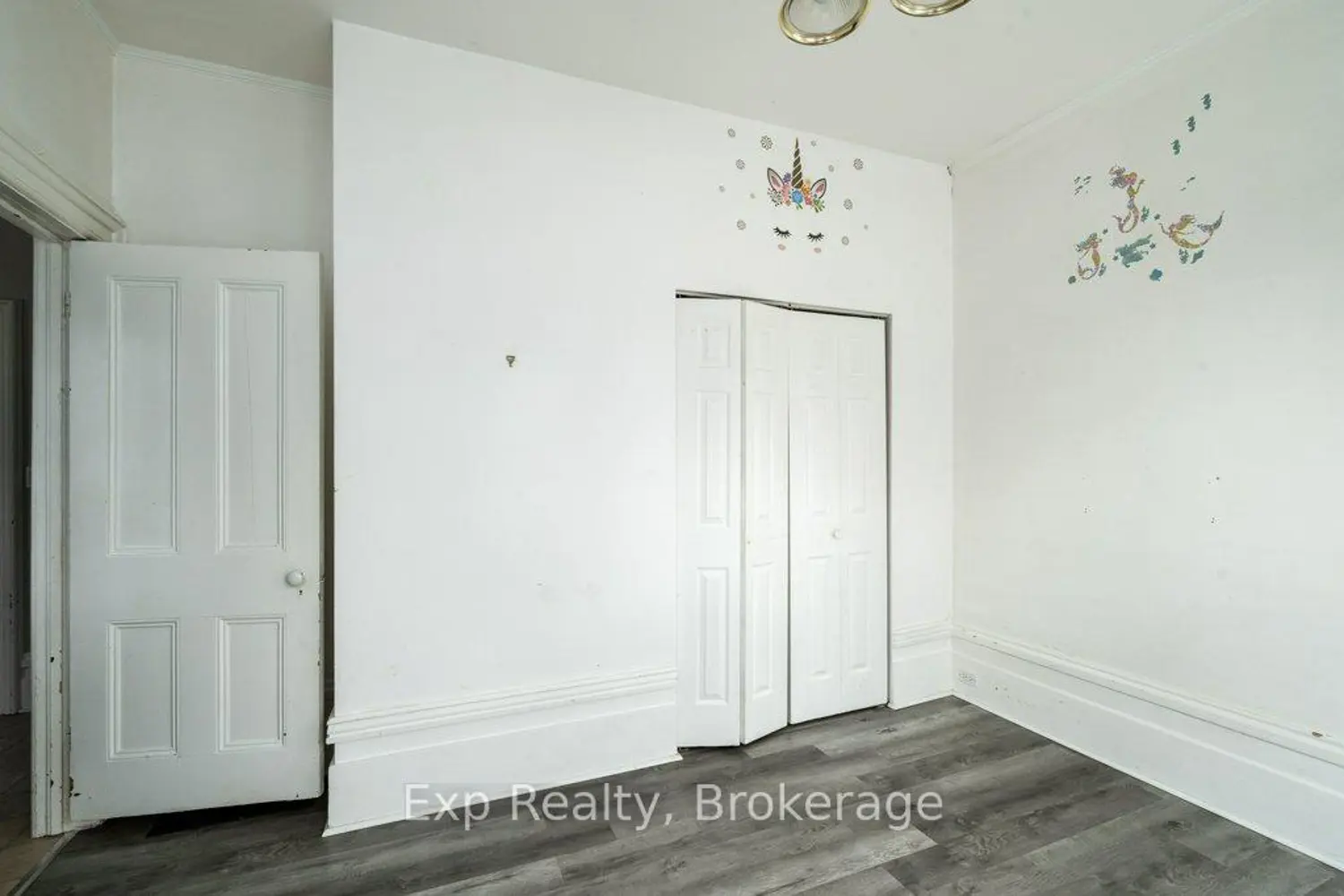 127 Green Street photo 4
