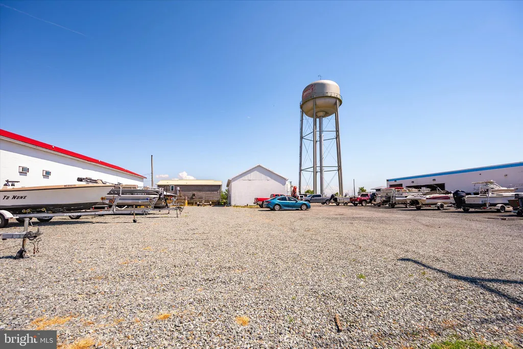 709 W Main Street, Crisfield, MD 21817