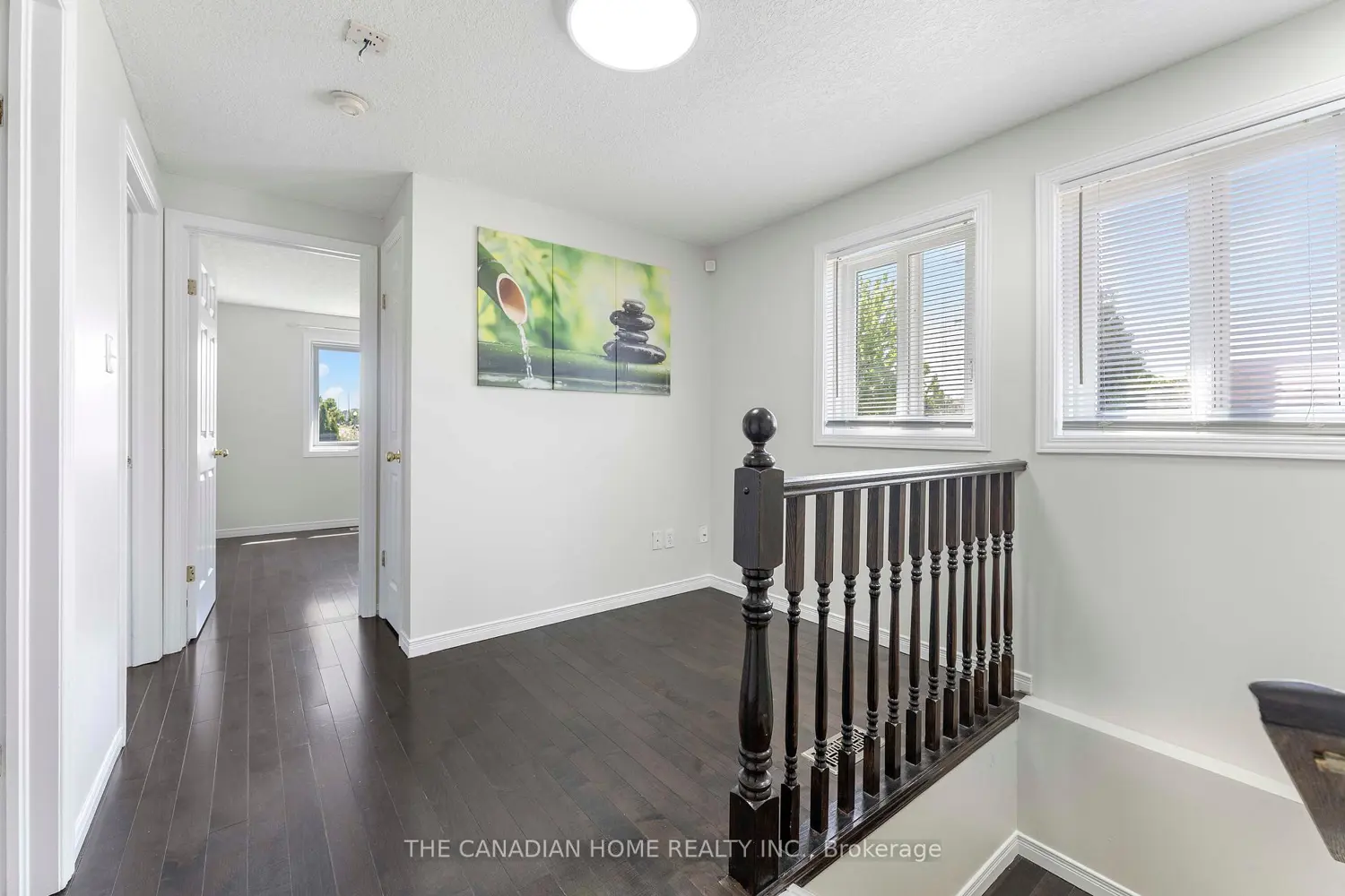 500 Robert Ferrie Drive photo 3