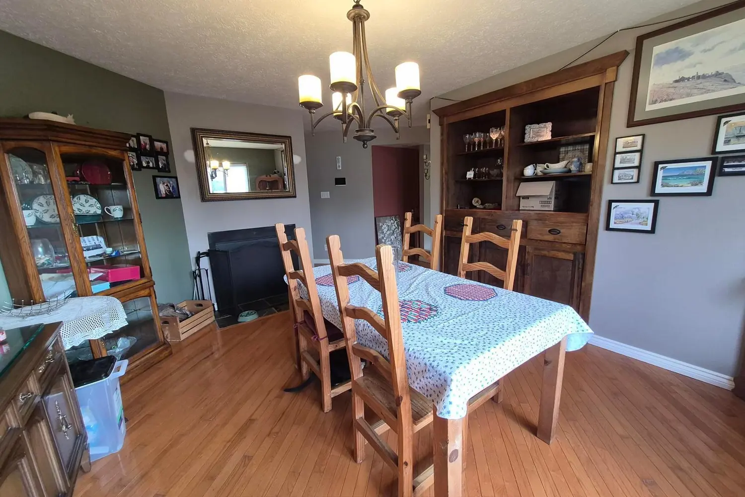 45 Hemlo Drive photo 5