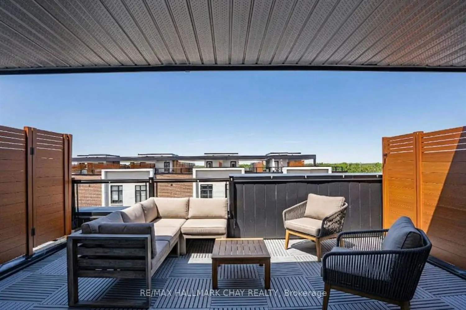9570 Islington Avenue 227 photo 4