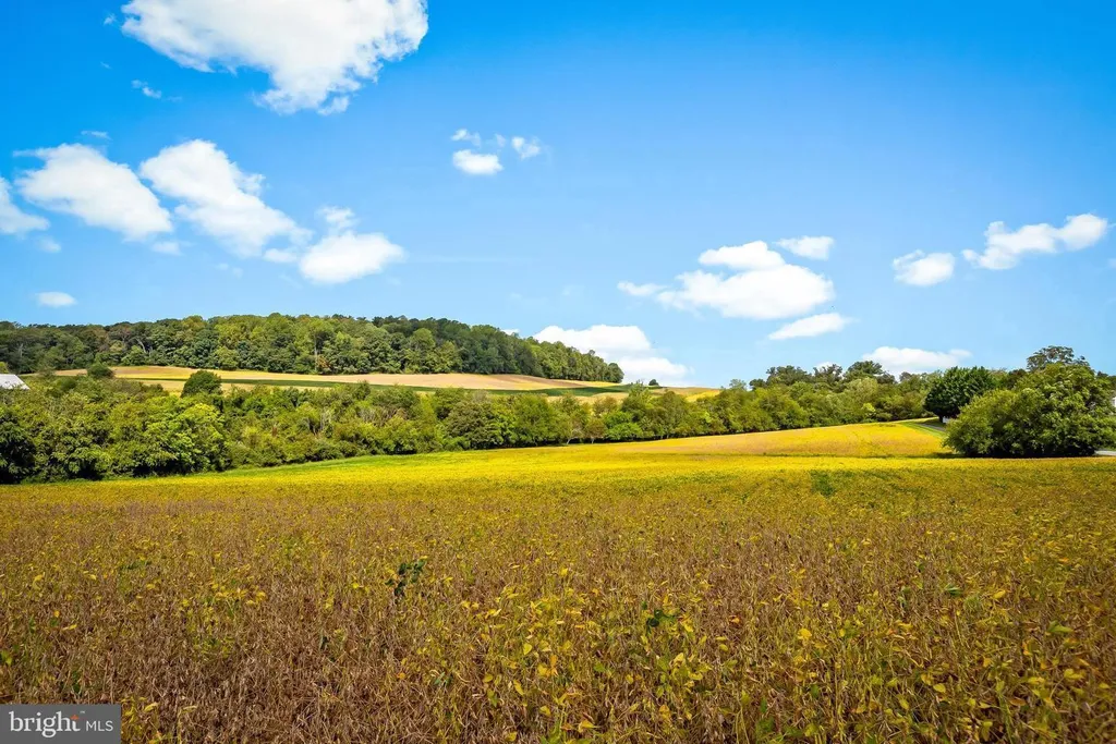 105 Warfieldsburg Road, Westminster, MD 21157