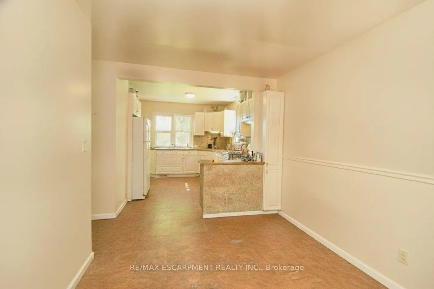 7381 Airport Road photo 2