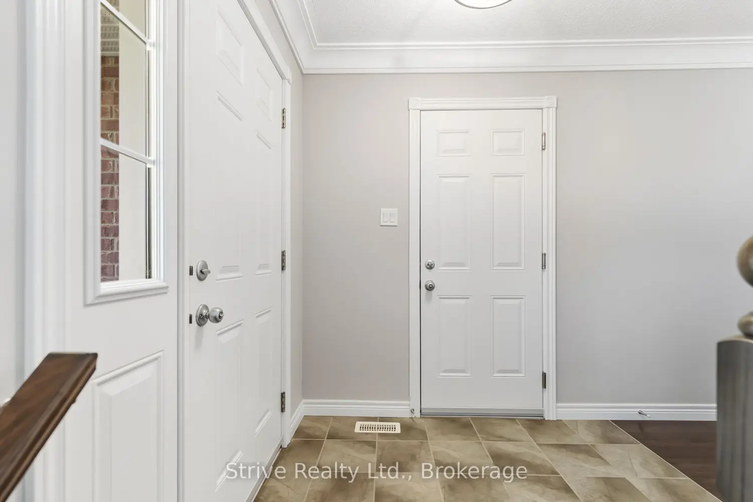 50 Millpond Lane photo 3