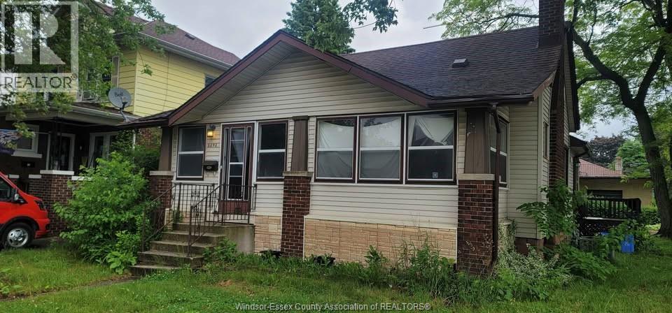 UPPER-2292 Dougall Avenue, Windsor, ON, N8X1S8