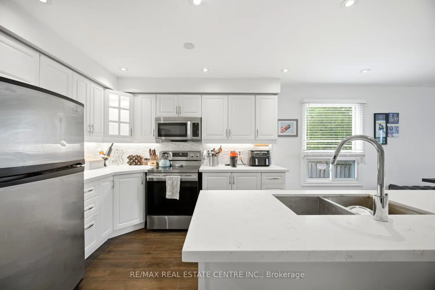 323 Michael Drive photo 5