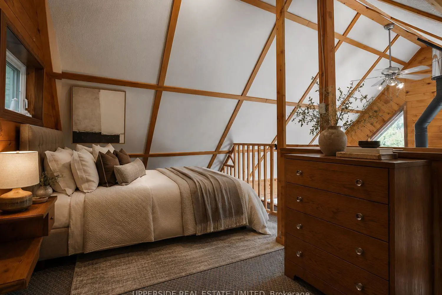 1040 Oak Road photo 3