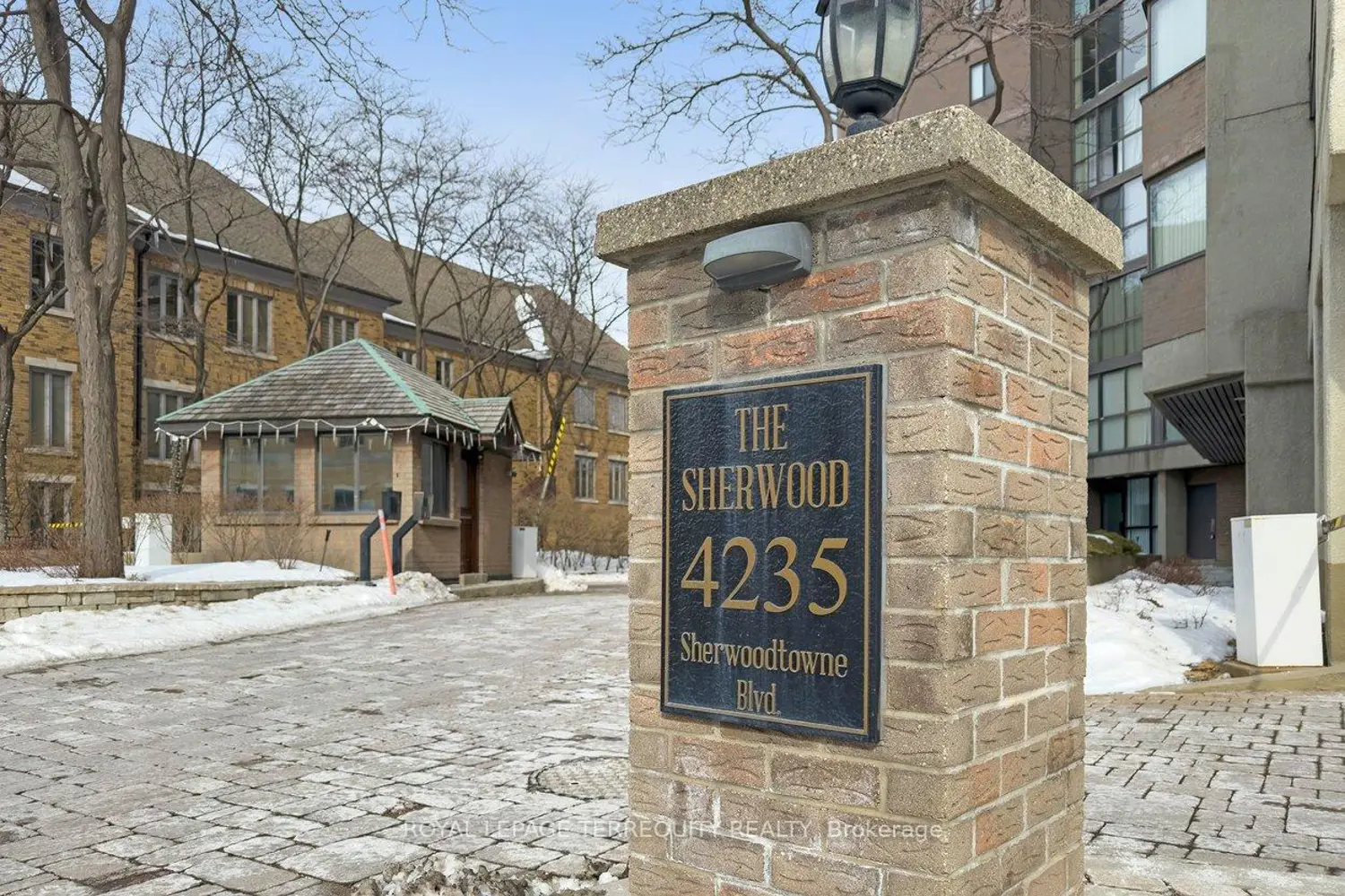 4235 Sherwoodtowne Boulevard 1607