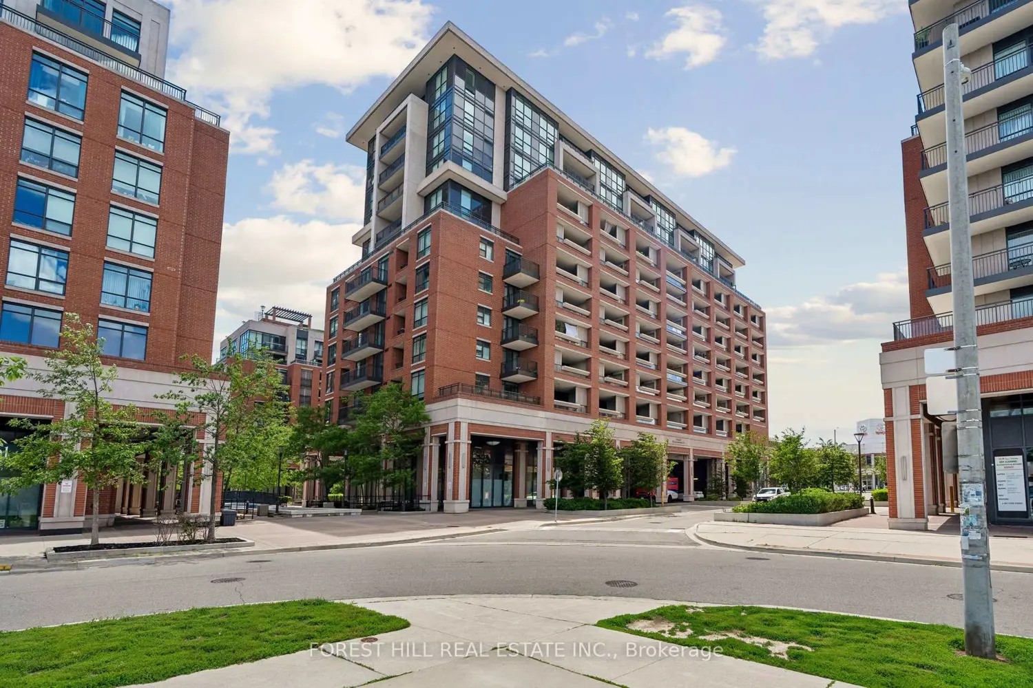 830 Lawrence Avenue 413