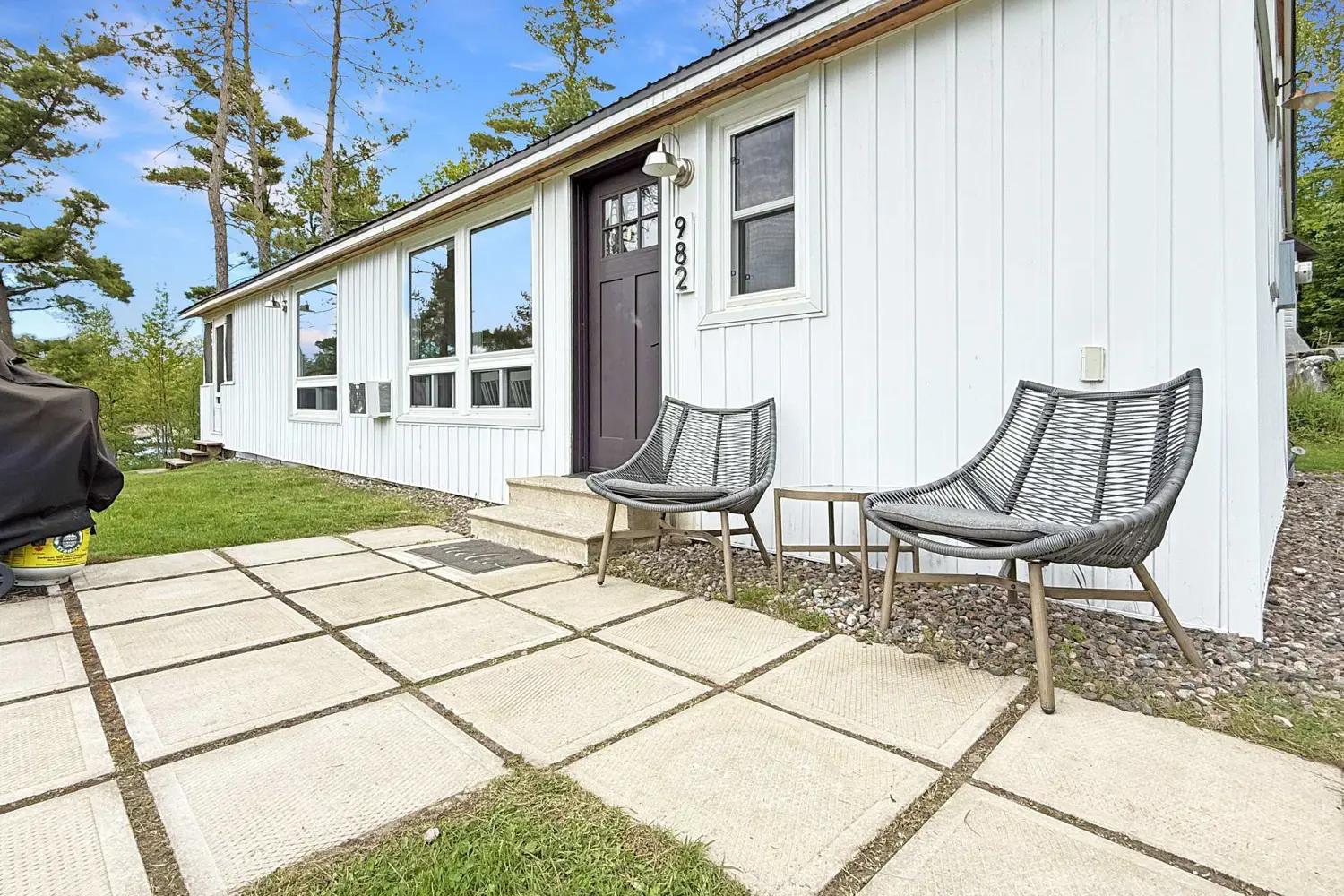 982 Stones Lake Road photo 2